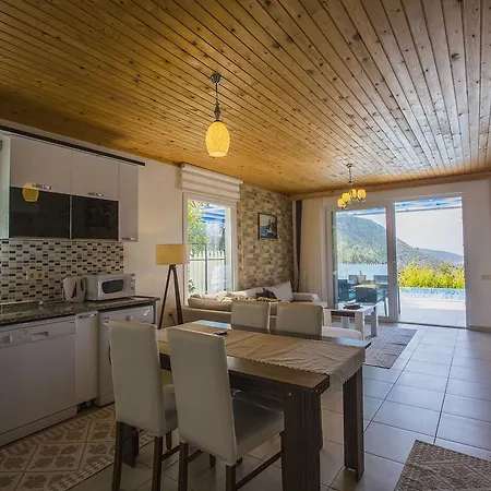 Sade Villa *